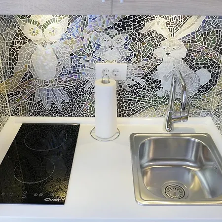 Mia * ベオグラード